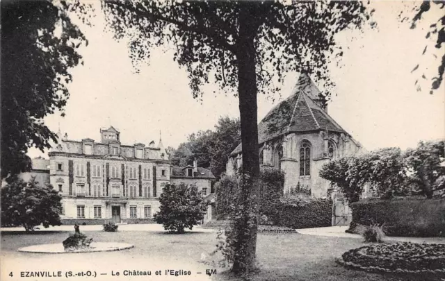 Cpa 95 Ezanville Le Chateau Et L'eglise