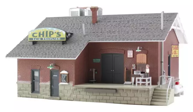 Woodland Scenics ~ N Scale ~ Built and Ready ~ Chip's Ice House ~ BR4927