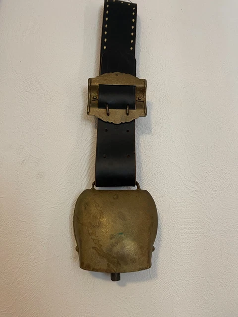 Kuhglocke Glocke Almglocke Lederband Bronze Ledergurt Alpenschelle  Lederband
