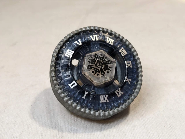 Beyblade - 36497 - BB 104 - Figurine - Metal Masters Standard - Saison 2 - Twisted Tempo - 145D Défense