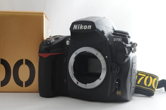 [Near Mint] Nikon D700 12.1MP Digital SLR Camera Shutter Count: 16411 2