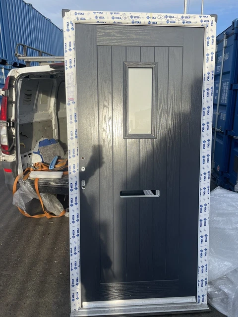 Brand New Stunning Anthracite Grey Composite Door In White Frame 995 X 2065 Mm