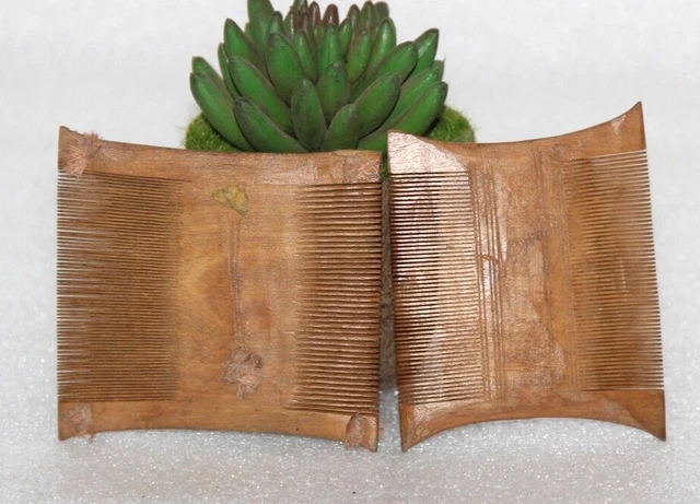 1930s Vintage Tribale Lady Marrone di Legno Pettine Vanity Fatto a Mano Età