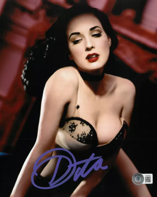 Dita Von Teese Signed Autograph 8X10 Photo Beckett BAS The Queen Of Burlesque
