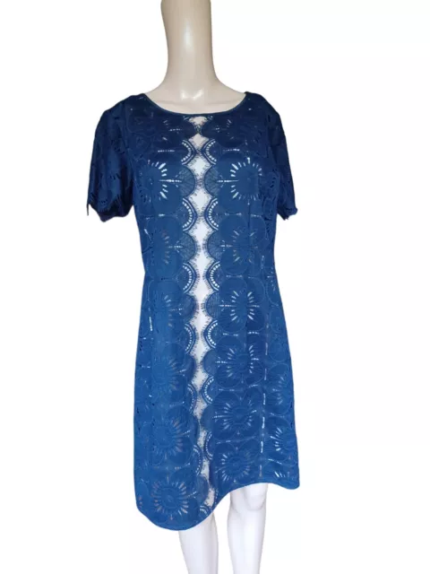 Trina Turk Womens Short Sleeve Dress Blue Crochet Knee Length Sheath Size 6 2