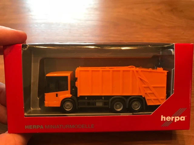 Modellino Herpa 319003 Mercedes-Benz Econic FAUN VARIOPRESS 1:87 – Veicolo Rifiuti Pressati