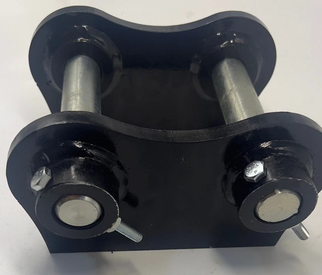 Pin-On Bucket Ears For Excavator – Fits CAT, Deere, Komatsu, Yanmar, Case, Kobelco