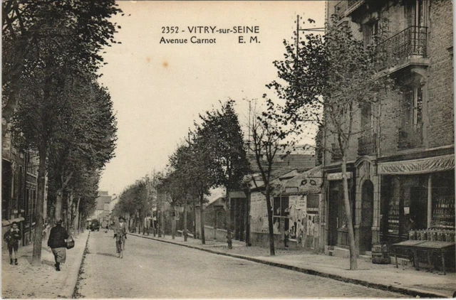 CPA VITRY-sur-SEINE - Avenue carnot (145653)