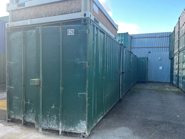40FT USED SHIPPING Container 10ft containers anti condensation paint £ ...