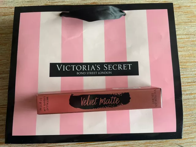 victorias Secret Metallic Velvet Matte Liqiud Lip, Lip Gloss Farbe Flash 2