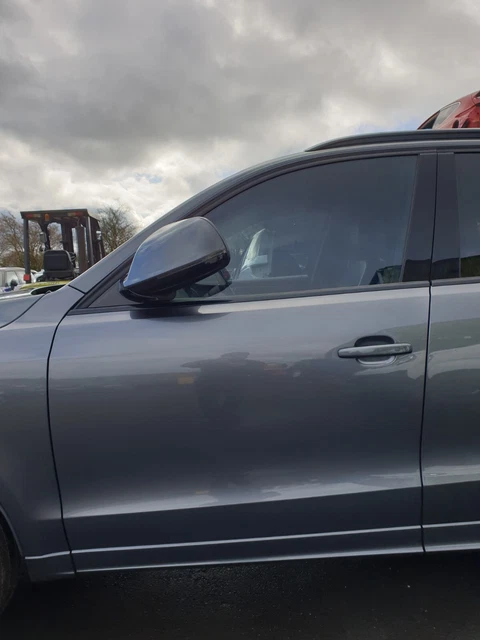 BREMER SITZBEZÜGE Set di 2 coprisedili per auto compatibili con Audi Q5 8R conducente e passeggero a partire dal 2008-2016, colore nero
