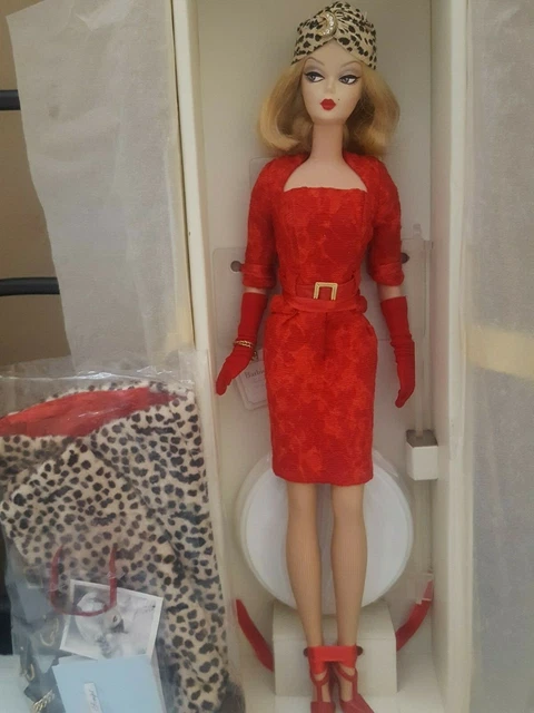 Barbie Silkstone Red Hot Reviews – Relookée OOAK, 3 Tenues Runway Couture (occasion)