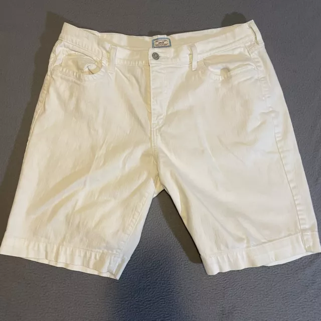 LEVI'S 515 Women White Denim Bermuda Shorts Size 14