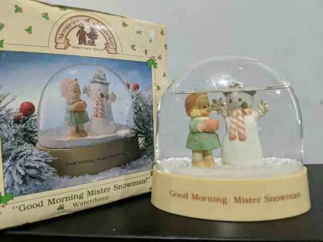 Memories of Yesterday "Good Morning, Mister Snowman!" 1990 Enesco Waterdome