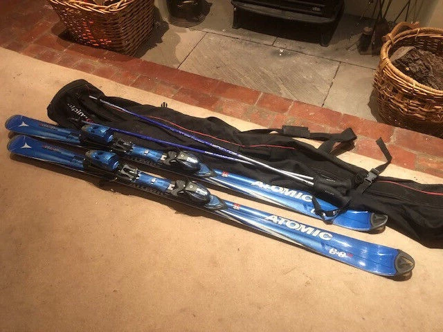 ATOMIC 9-18 160cm Atomic 9-18 Beta Carv 160 Skis With