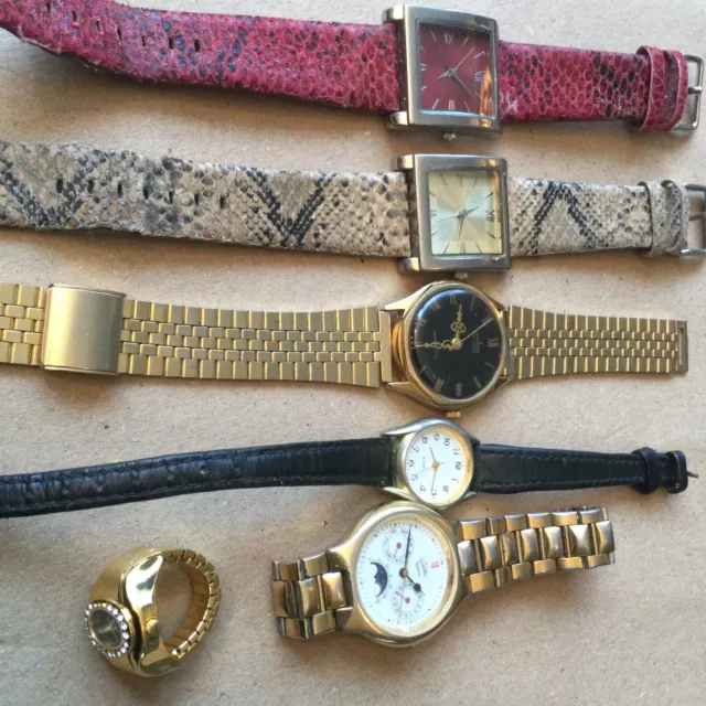 Large Selection Of Costume Jewellery And Selection Of Watches House Clearance 3