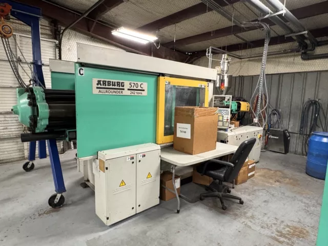 Arburg All Rounder 570 CS Injection Molding Machine 240 tons Stage 7