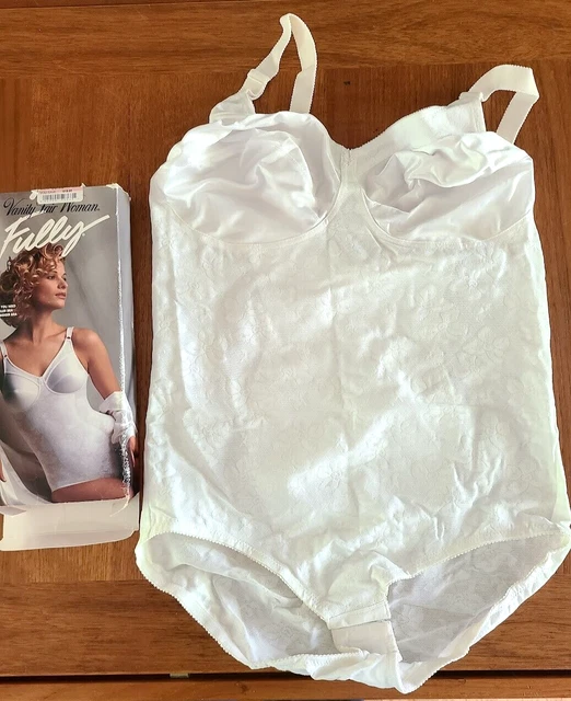 VINTAGE VANITY FAIR All in ONE White Girdle Bra Pantie Size 40-C $29.88