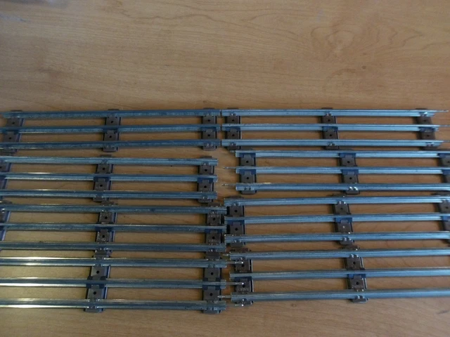 Lionel 027 track, 8 pieces, 9" straight, all pins, V good, USED, br/bl ties,