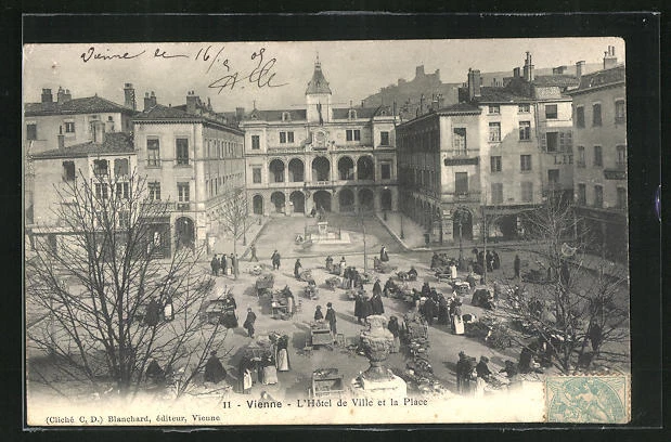 CPA Vienne, L´Hôtel de Ville et la Place 1905