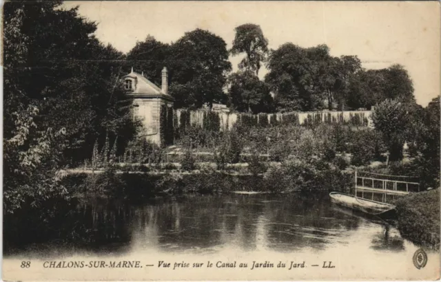CPA CHALONS-sur-MARNE - View of the Canal at the Jardin du Jardin (126131)