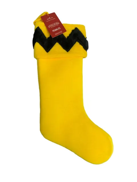 Hallmark Keepsake Christmas Stocking, The Peanuts Gang Charlie Brown