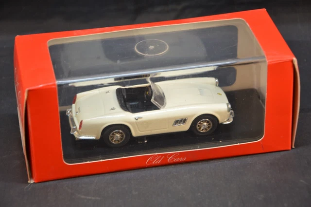 Jaguar GT Spider 1968 Politoys 1/43 - Gris Métal, Modèle Rare Collection Italie