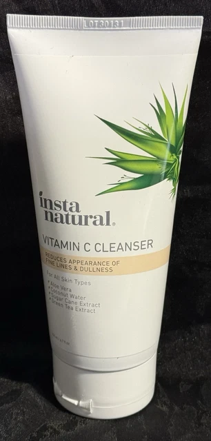 InstaNatural Vitamin C Gesichtsreiniger – Gegen Pickel & Falten, Für Alle Hauttypen, 200 Ml