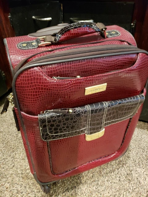 Samantha Brown Classic Red  Croc Embossed 22" Spinner Wheeled Upright Luggage 6