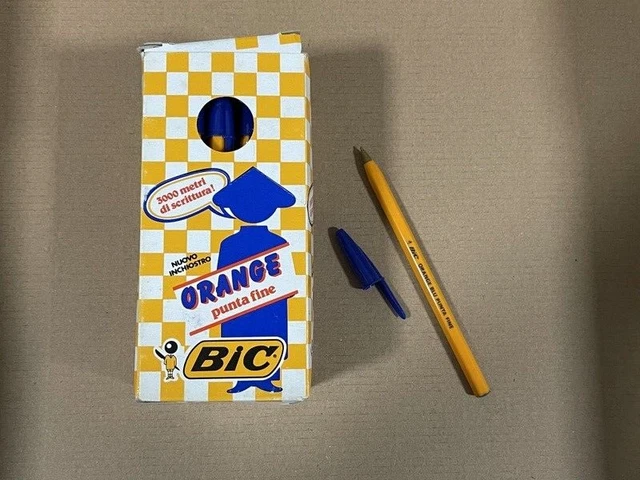 Bic Cristal Original Fine Conf. 10 penne Punta tonda 0,8mm Linea 0,34mm Colori assortiti