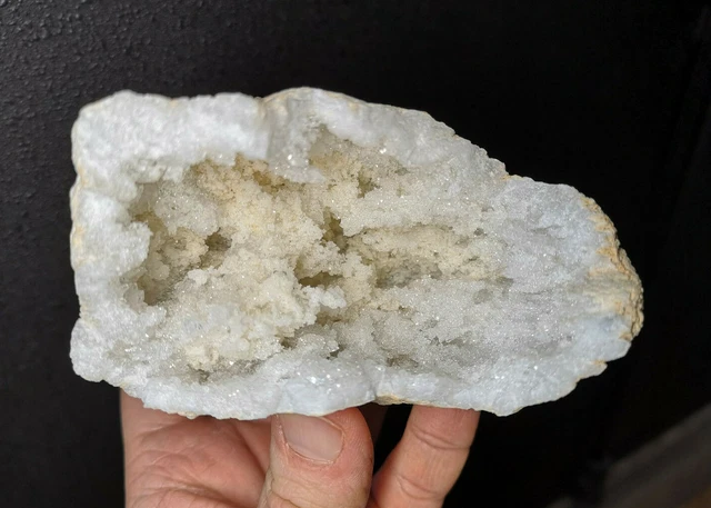 Quarz + Calcit - Geode / Druse - hochglänzend - Handstufe - Marokko - Nr. 20 2