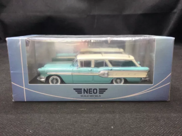 Pontiac Star Chief Safari 1958 1:43 Scale Die-Cast Model Car [Neo] NEW IN BOX
