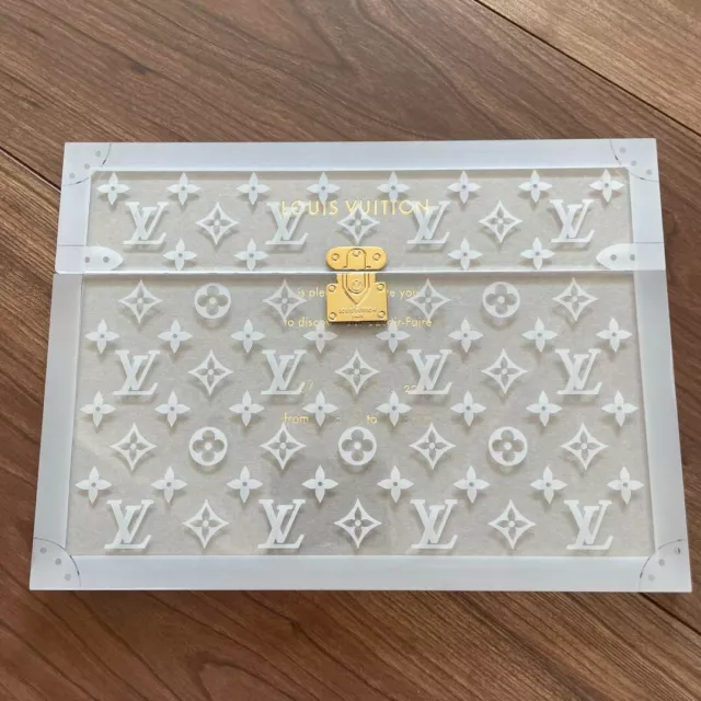 LOUIS VUITTON Monogram VIP INVITATION Frame Case