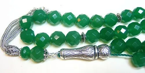 Emerald Worry Free Beads 2