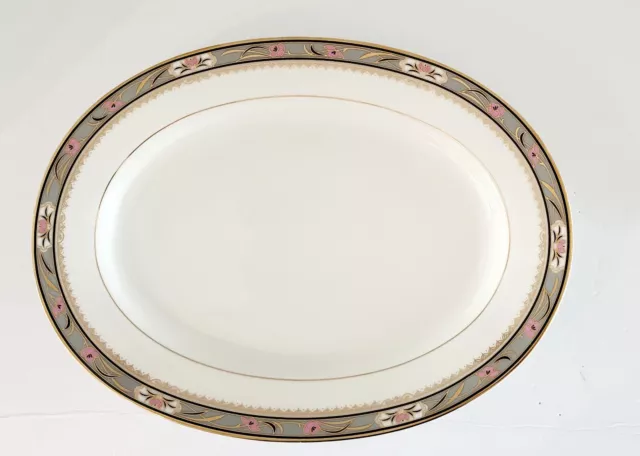 Oscar de la Renta Ivory SWISS CHATEAU 14" Serving Platter L2356 Fine China Japan