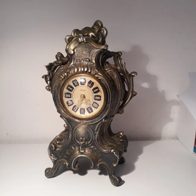 Orologio In Ottone  O Bronzo..antico Marca Mercedes...