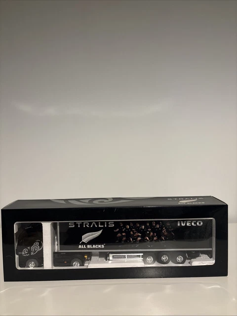 Eligor 1/43 Scale 5421 - Renault F1 Transporter Truck Tourtel