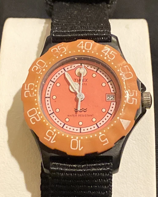 Oozoo Orologio da donna vintage piatto con cinturino in pelle e elementi lucidi nel quadrante da 40 mm., C20128 - Giallo/Giallo, Cinghia