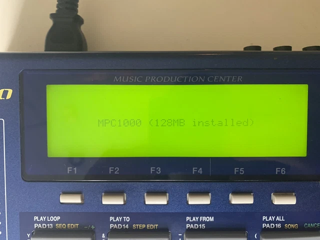 Akai MPC 1000 8