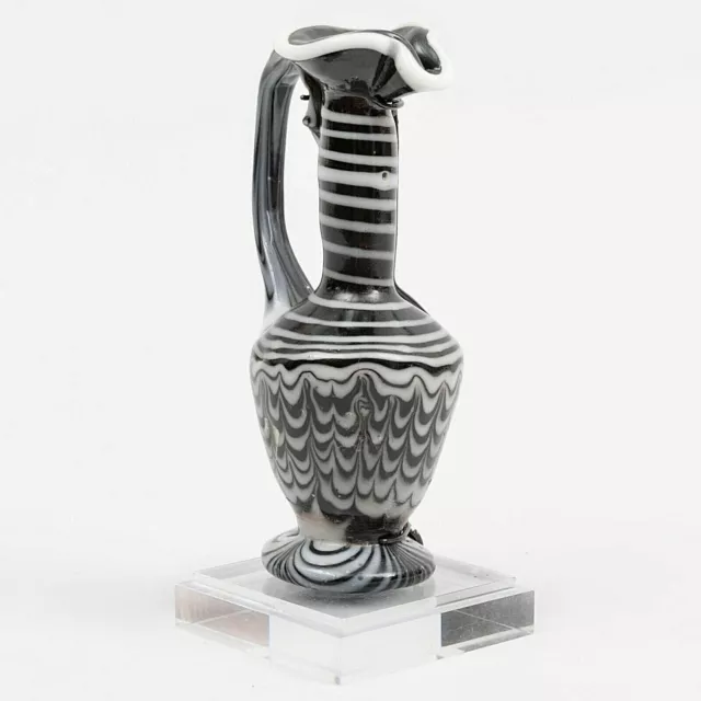 Excelente Core-Formed Fenicio Estilo Cristal Ewer Sobre Base