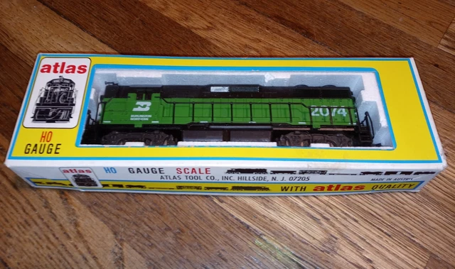 HO Atlas BN Burlington Northern #2074 EMD GP38 Diesel Locomotive