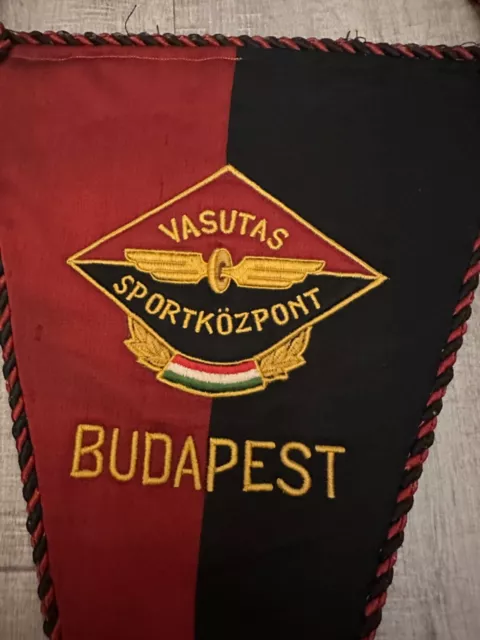 Alter Wimpel Vasutas Sportkozpont Budapeszt  pennant 2