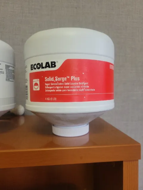 Ecolab Solid Surge Plus Super Concentrated Laundry Detergent  9 Lb 6117905