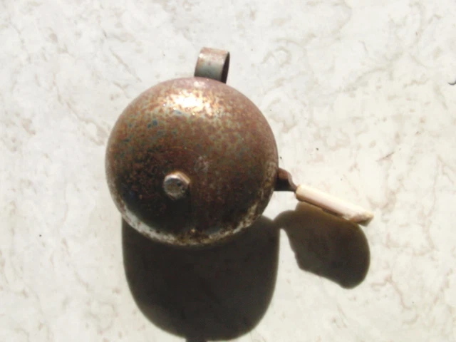 Cloche De Vélo Vintage Ancienne - Chrome Rouillé - Accessoire Déco Ou Pour Vélo Rétro