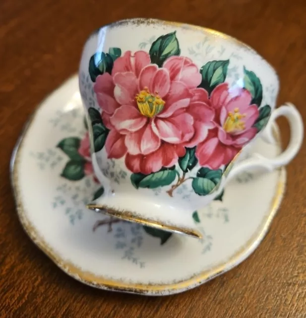 VINTAGE Queen Anne English Bone China Lovely Teacup Saucer PINK Flowers  Peony