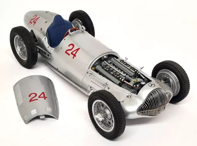 CMC 1/18 Mercedes-Benz W154 1938 Sieger Von Frankreich #24 French GP Race Car
