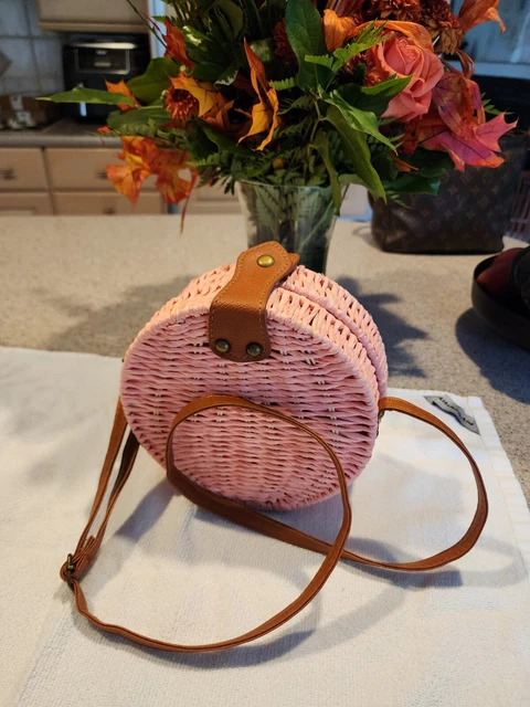 Round Wicker Rattan Bag Straw Woven Circle Crossbody Bag Basket Purse