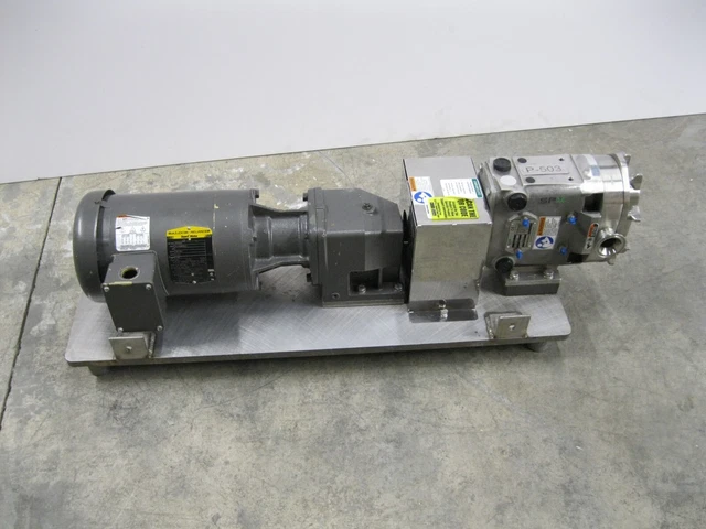 1-1/2" Waukesha Cherry-Burrell SPX 015 U1 Rotary Lobe Pump 1 HP Motor Z62 1-1/2" Waukesha Cherry-Burrell SPX 015 U1 Rotary Lobe Pump 1 HP Motor Z62