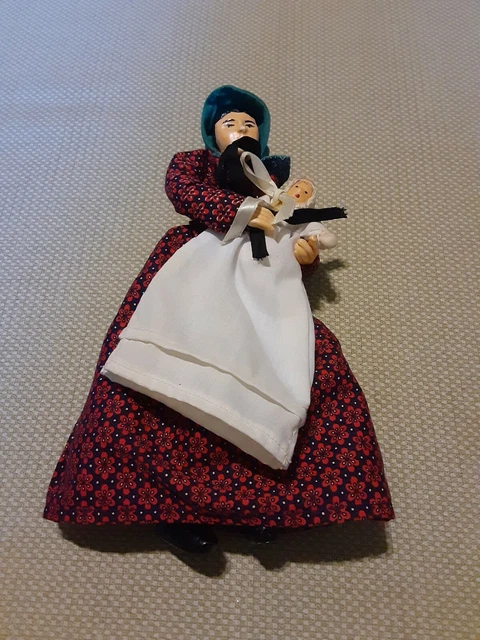 Antique Vintage Bisque? Porcelain? & Cloth Dollhouse Doll ~Beautiful #6 3