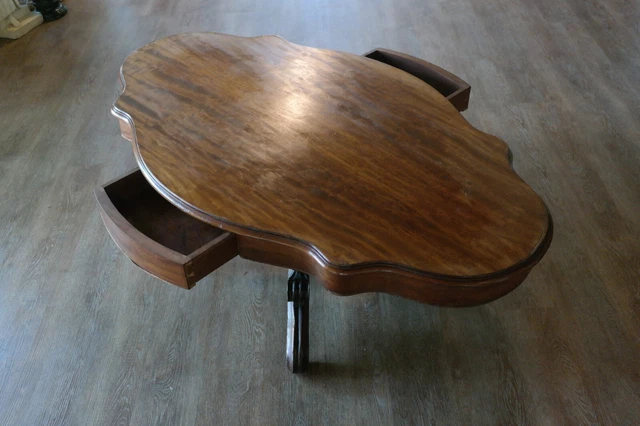 Vintage Violin Parlor Coffee Table Vintage Violin Parlor Coffee Table